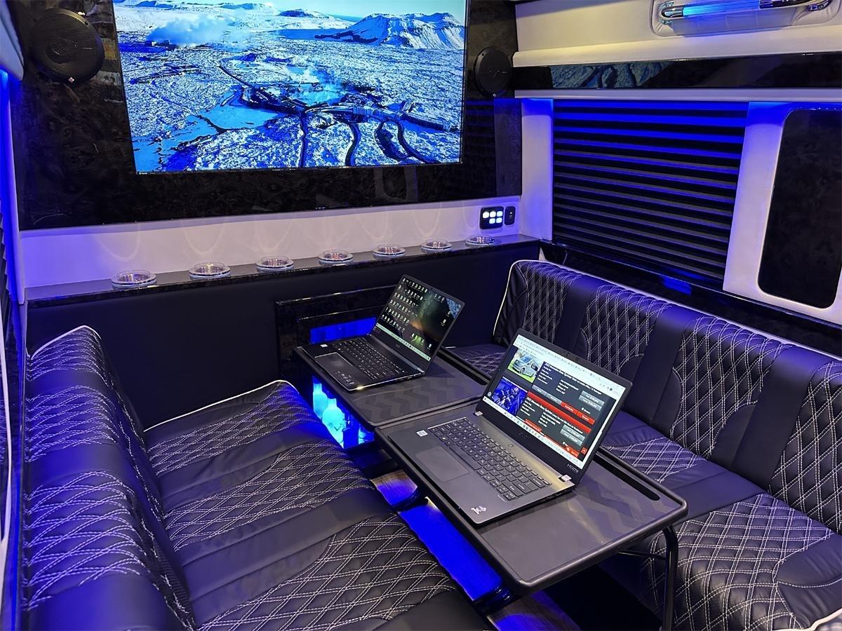 Mercedes-Benz Sprinter  2025