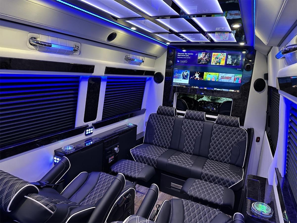 Mercedes-Benz Sprinter  2025