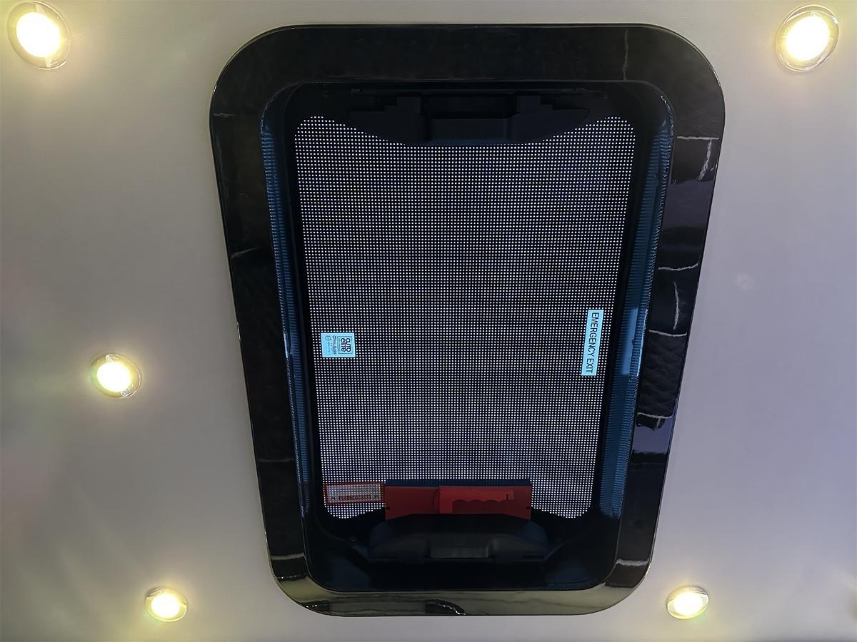 Mercedes-Benz Sprinter  2025