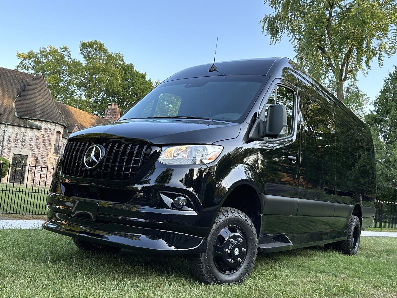 Mercedes-Benz Sprinter  2025