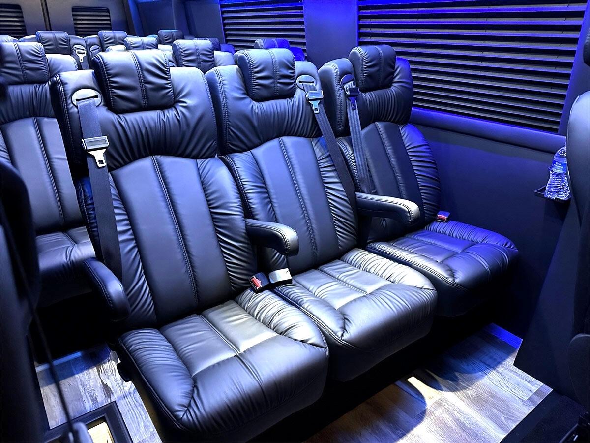 Mercedes-Benz Sprinter 3500 XD 170-in. WB 2024