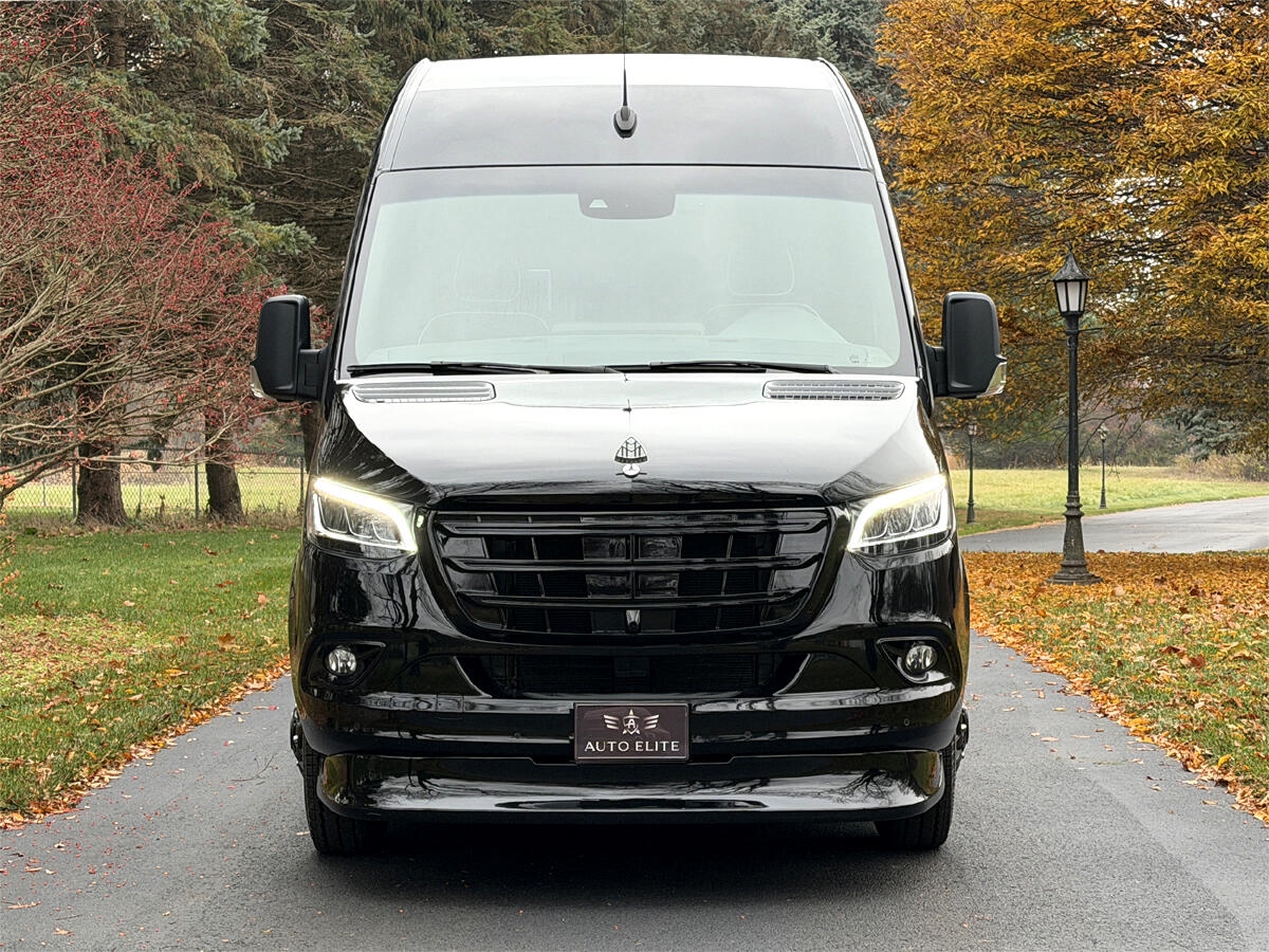Mercedes-Benz Sprinter  2024