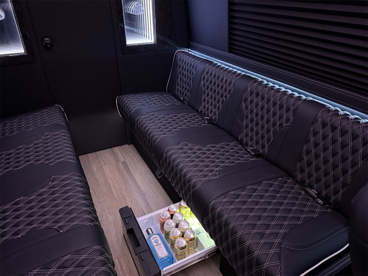 Mercedes-Benz Sprinter  2024