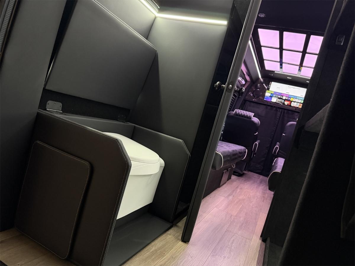 Mercedes-Benz Sprinter  2024