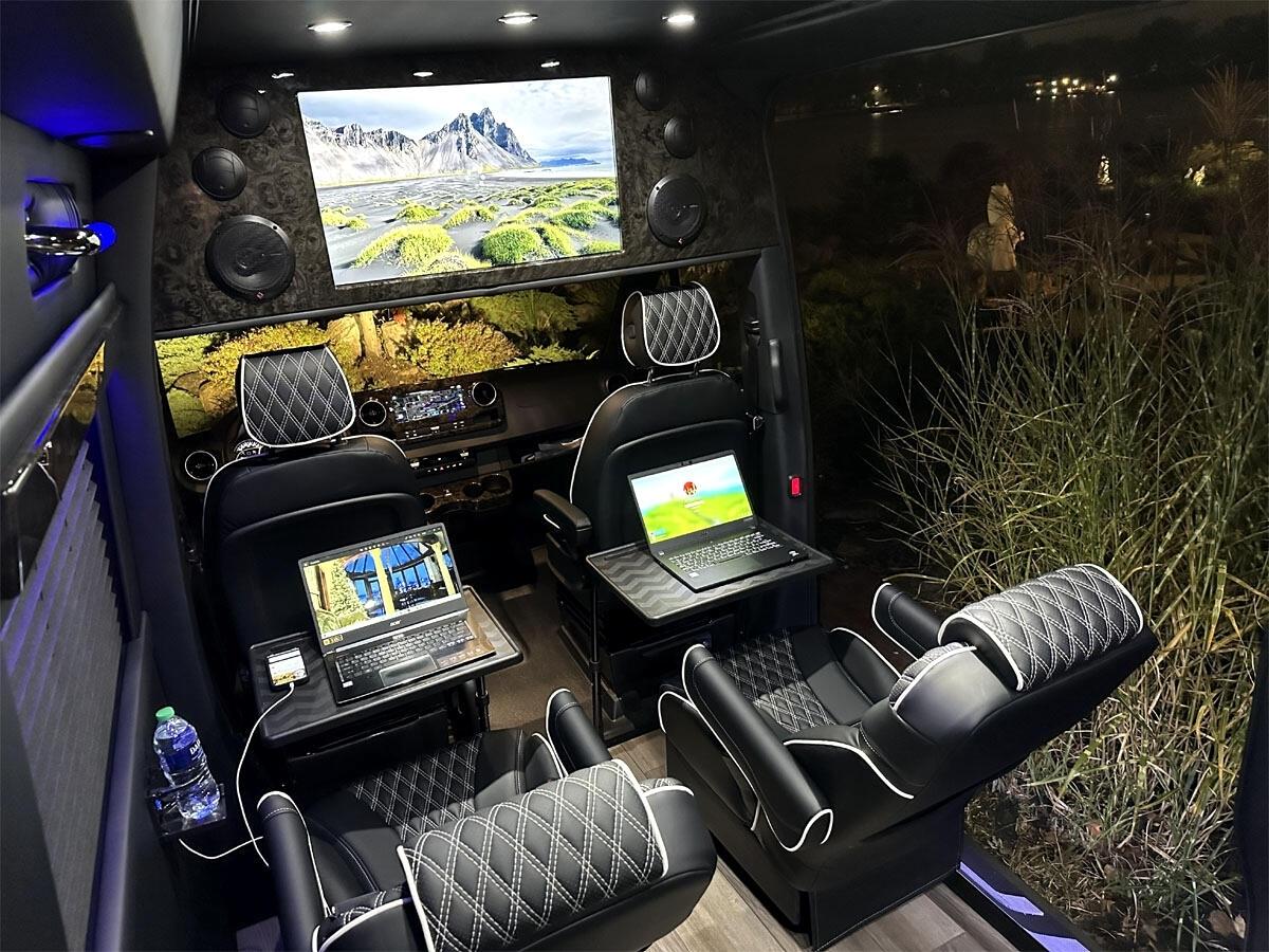 Mercedes-Benz Sprinter  2024