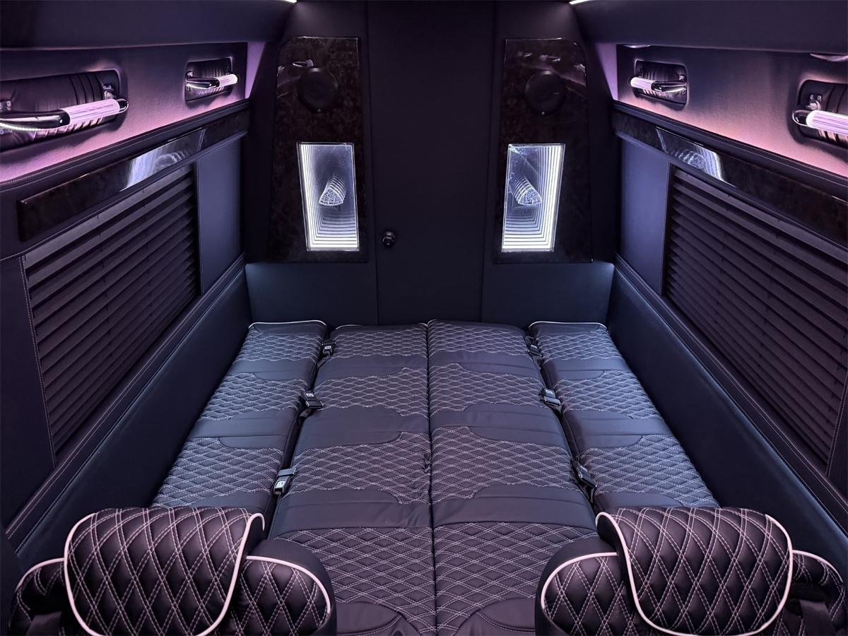 Mercedes-Benz Sprinter  2024