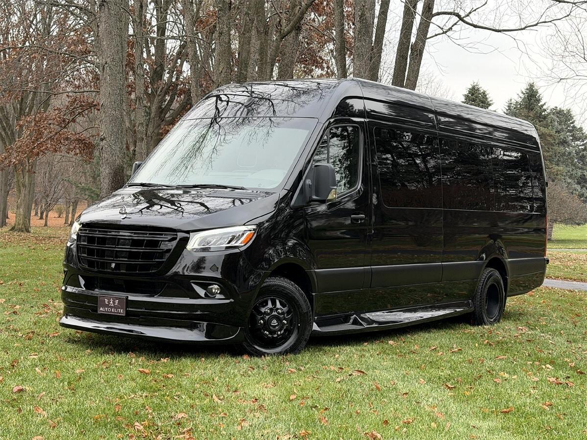 Mercedes-Benz Sprinter  2024
