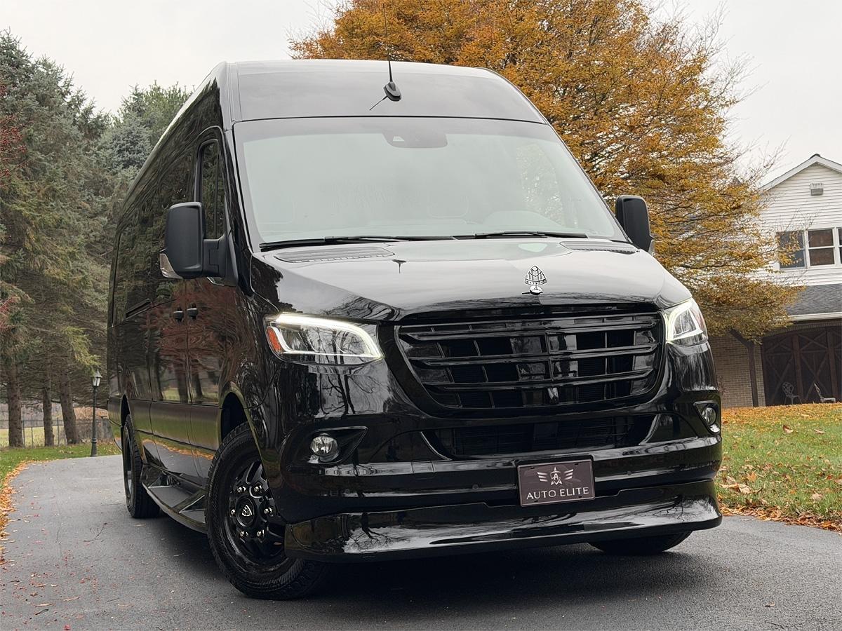Mercedes-Benz Sprinter  2024