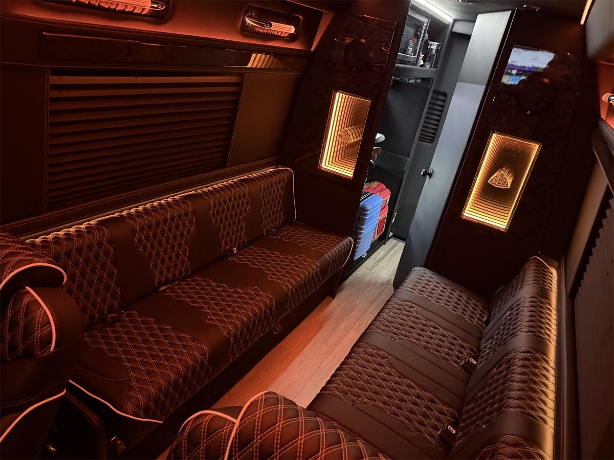 Mercedes-Benz Sprinter  2024