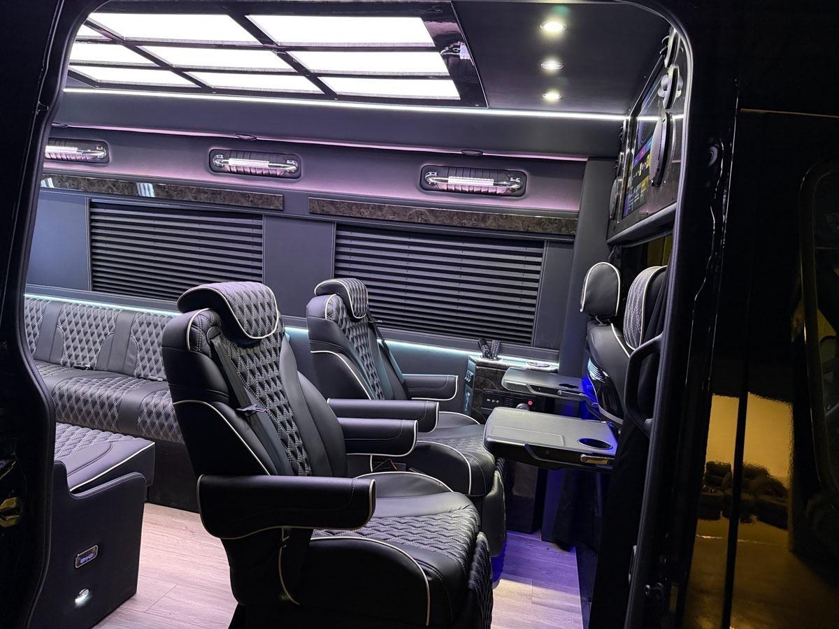 Mercedes-Benz Sprinter  2024