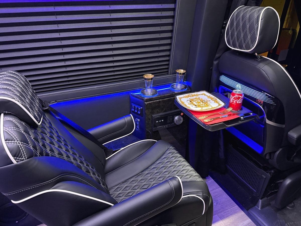 Mercedes-Benz Sprinter  2024