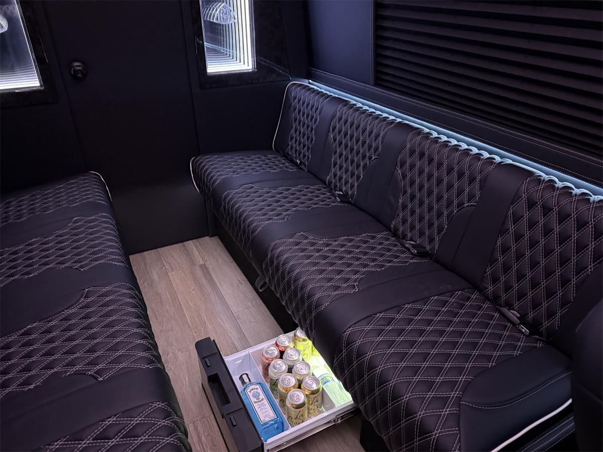 Mercedes-Benz Sprinter  2024