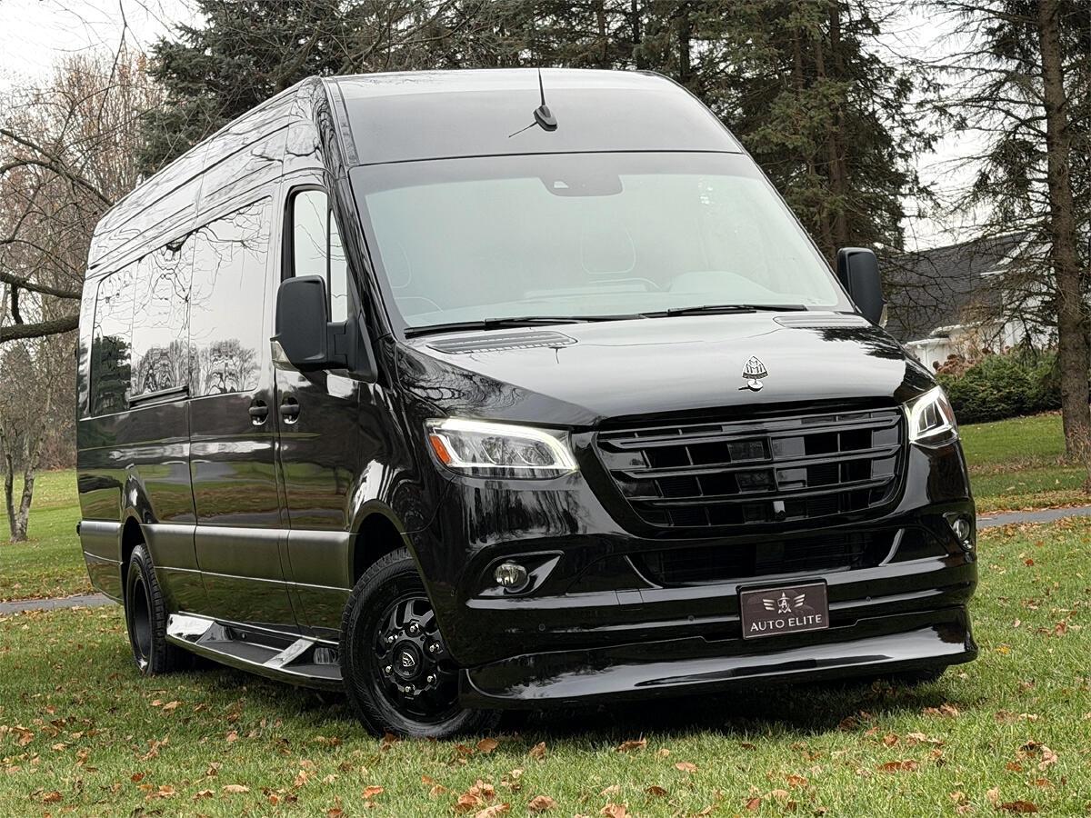 Mercedes-Benz Sprinter  2024