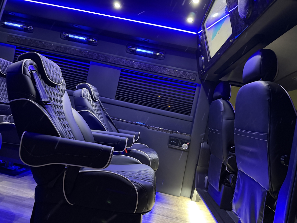 RAM Promaster 3500 High Roof Window Van 2024