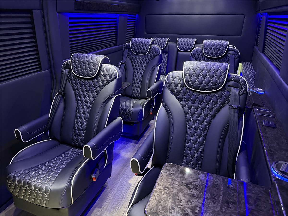 RAM Promaster 3500 High Roof Window Van 2024