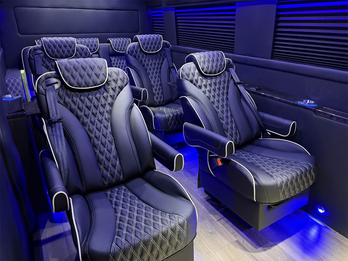 RAM Promaster 3500 High Roof Window Van 2024