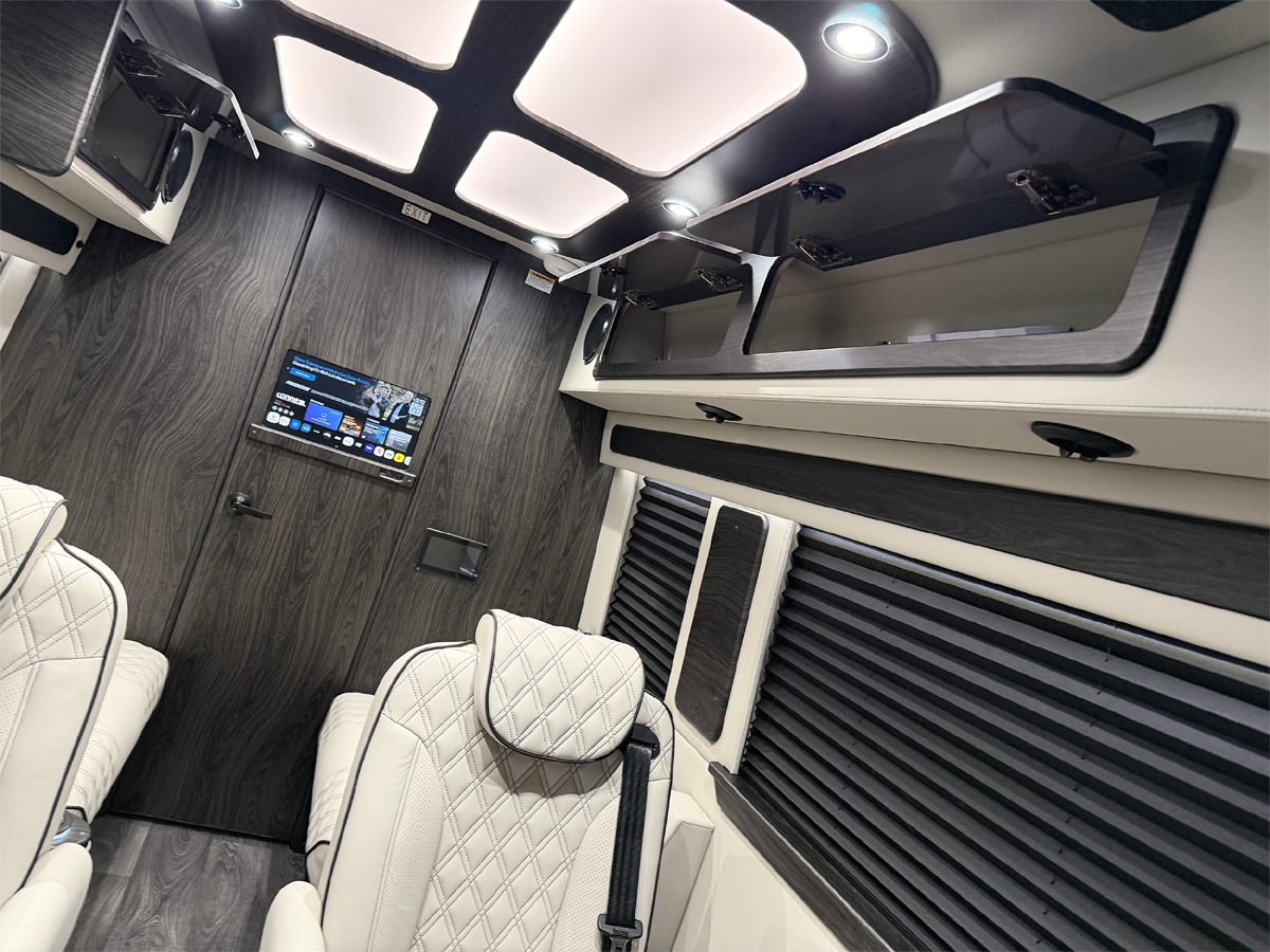 Mercedes-Benz Sprinter 2500 144-in. WB 2024