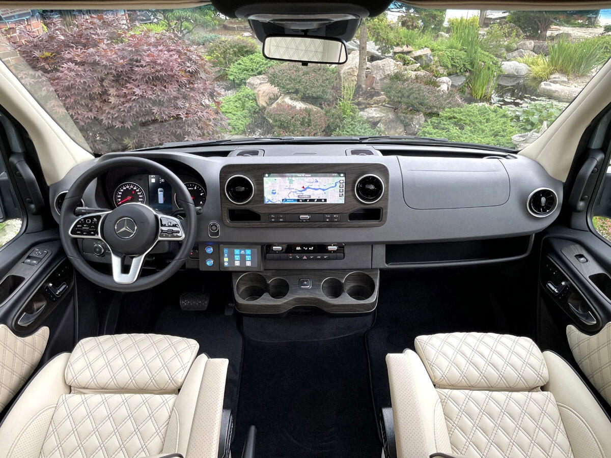 Mercedes-Benz Sprinter 2500 144-in. WB 2024