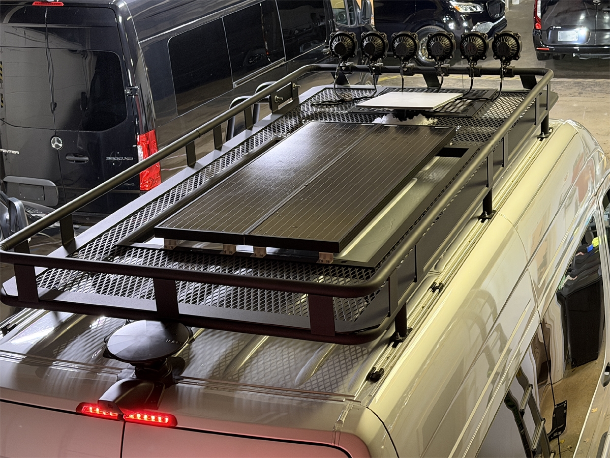 Mercedes-Benz Sprinter 2500 144-in. WB 2024