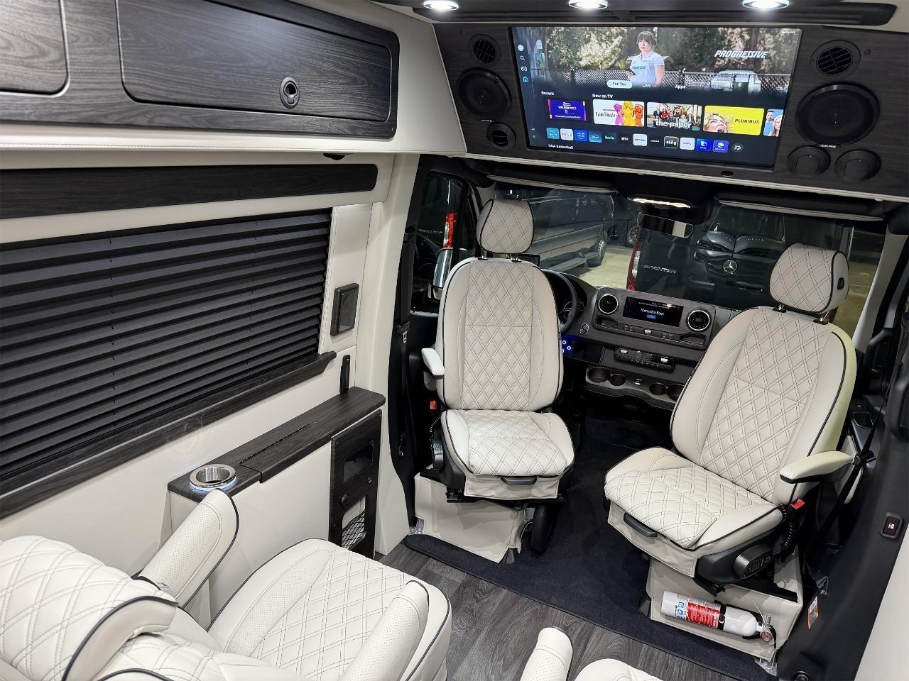 Mercedes-Benz Sprinter 2500 144-in. WB 2024