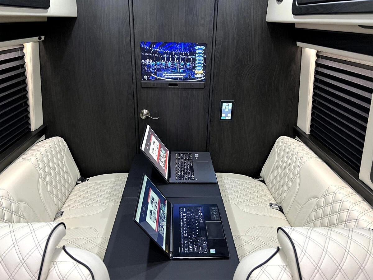 Mercedes-Benz Sprinter 2500 144-in. WB 2024