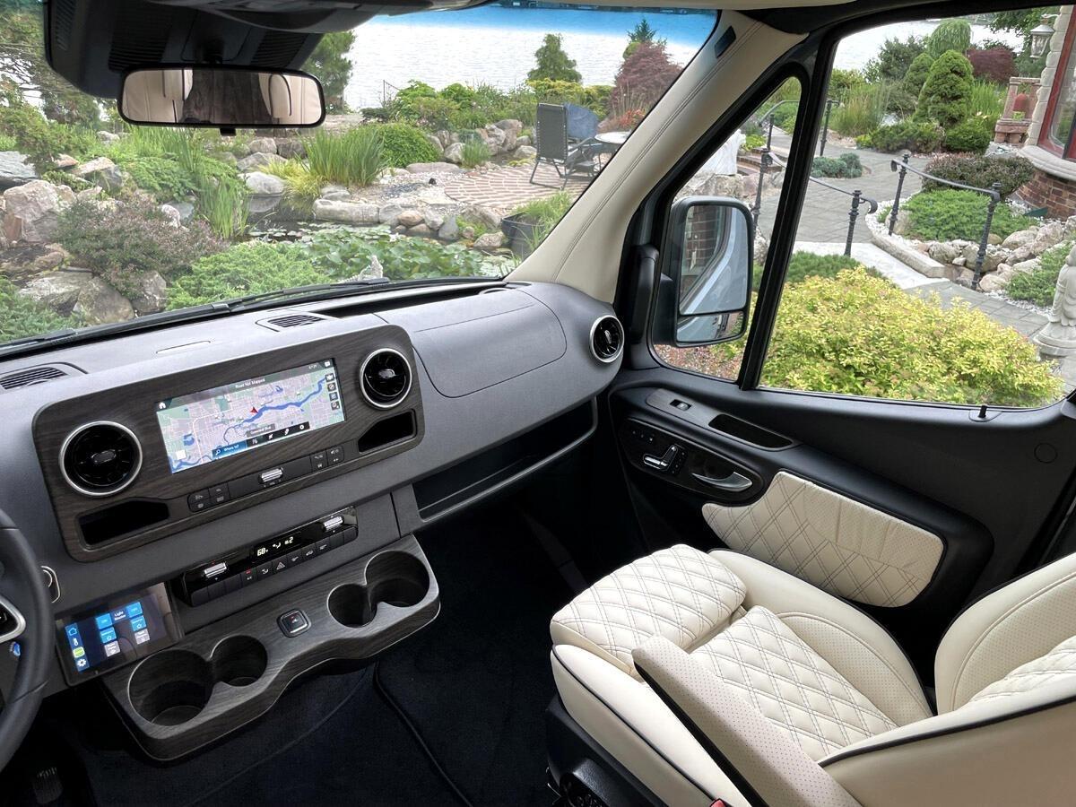 Mercedes-Benz Sprinter 2500 144-in. WB 2024