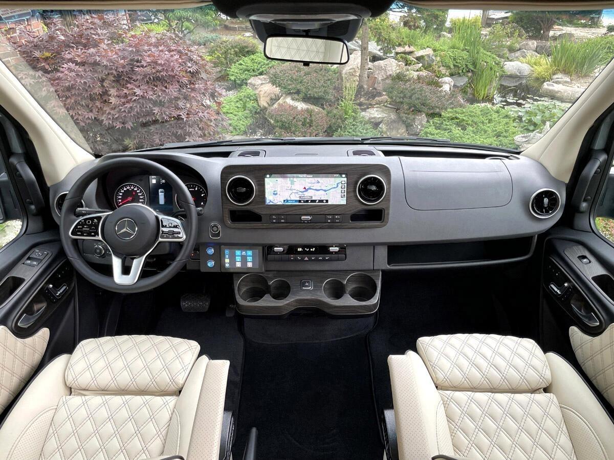 Mercedes-Benz Sprinter 2500 144-in. WB 2024