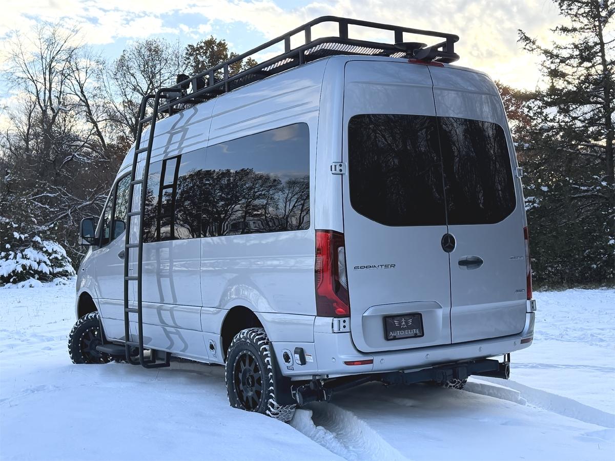 Mercedes-Benz Sprinter 2500 144-in. WB 2024