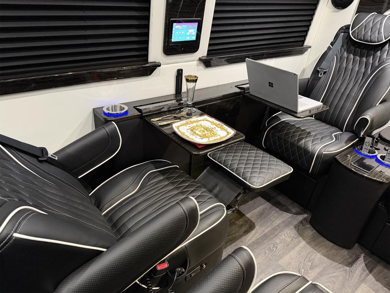 Mercedes-Benz Sprinter 3500 XD 170-in. WB 2025