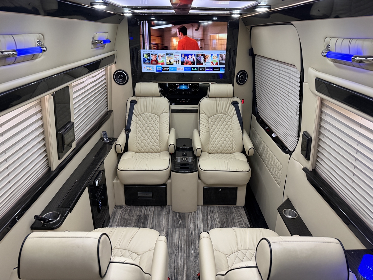 Mercedes-Benz Sprinter 3500 High Roof 170-in. WB 2019