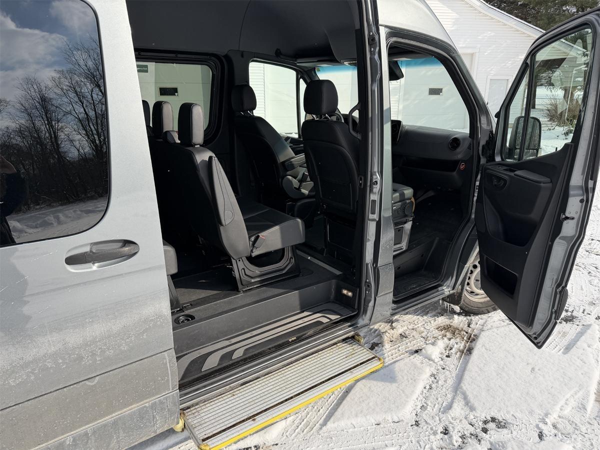 Mercedes-Benz Sprinter 2500 144-in. WB 2019