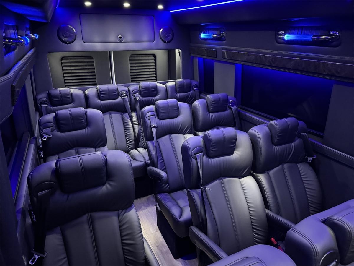 RAM Promaster 3500 High Roof Window Van 2024