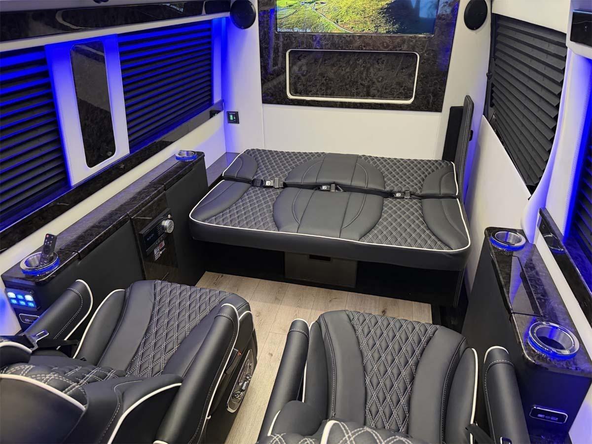 Mercedes-Benz Sprinter 3500 XD 170-in. WB 2024