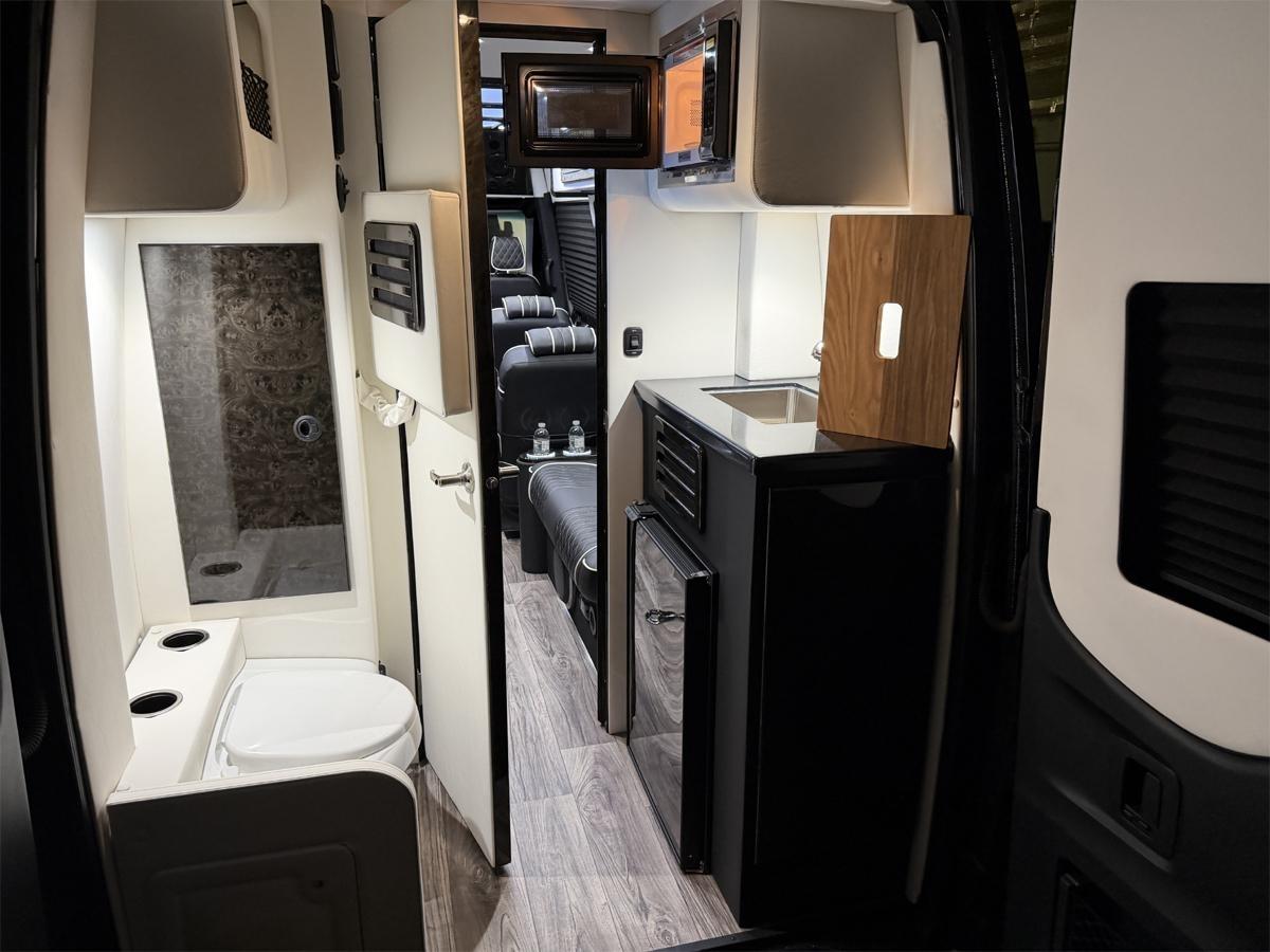 Mercedes-Benz Sprinter 3500 XD 170-in. WB 2024