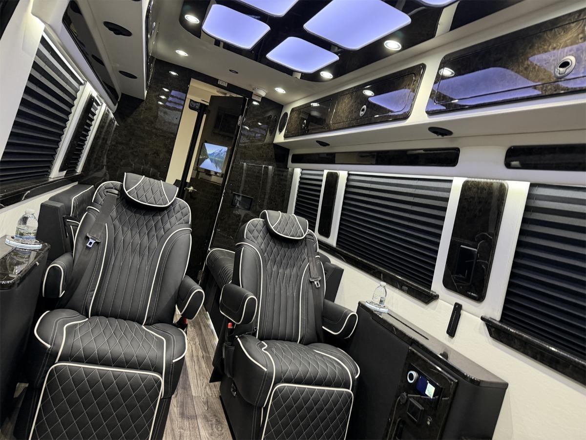 Mercedes-Benz Sprinter 3500 XD 170-in. WB 2024