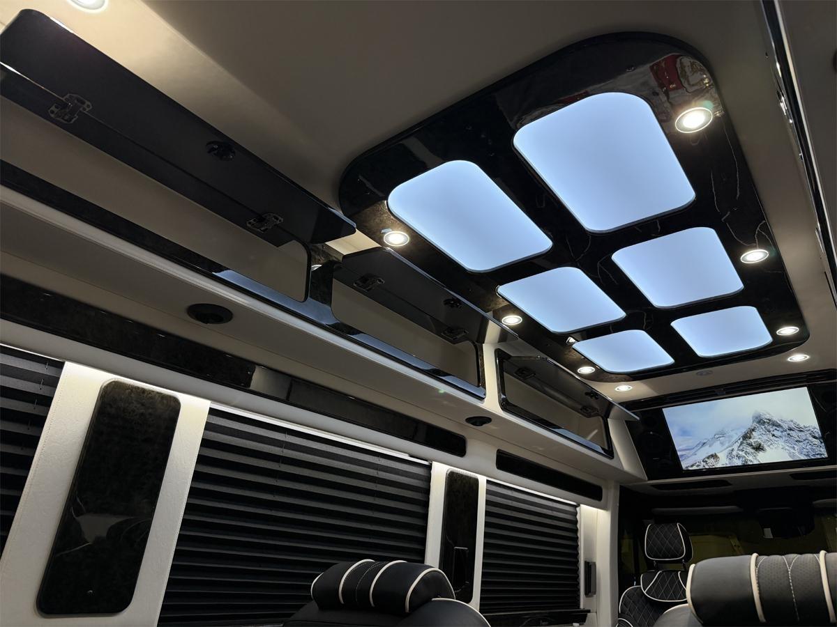 Mercedes-Benz Sprinter 3500 XD 170-in. WB 2024
