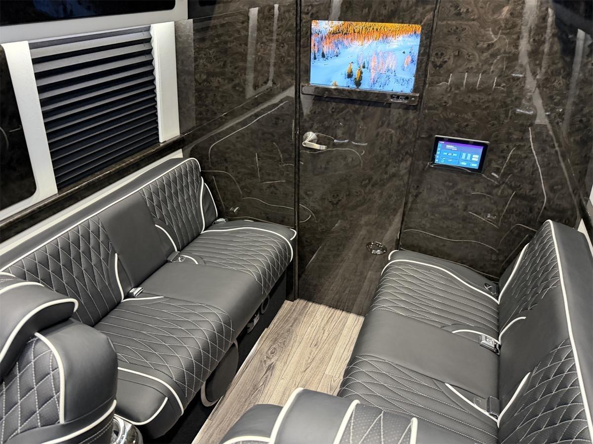 Mercedes-Benz Sprinter 3500 XD 170-in. WB 2024