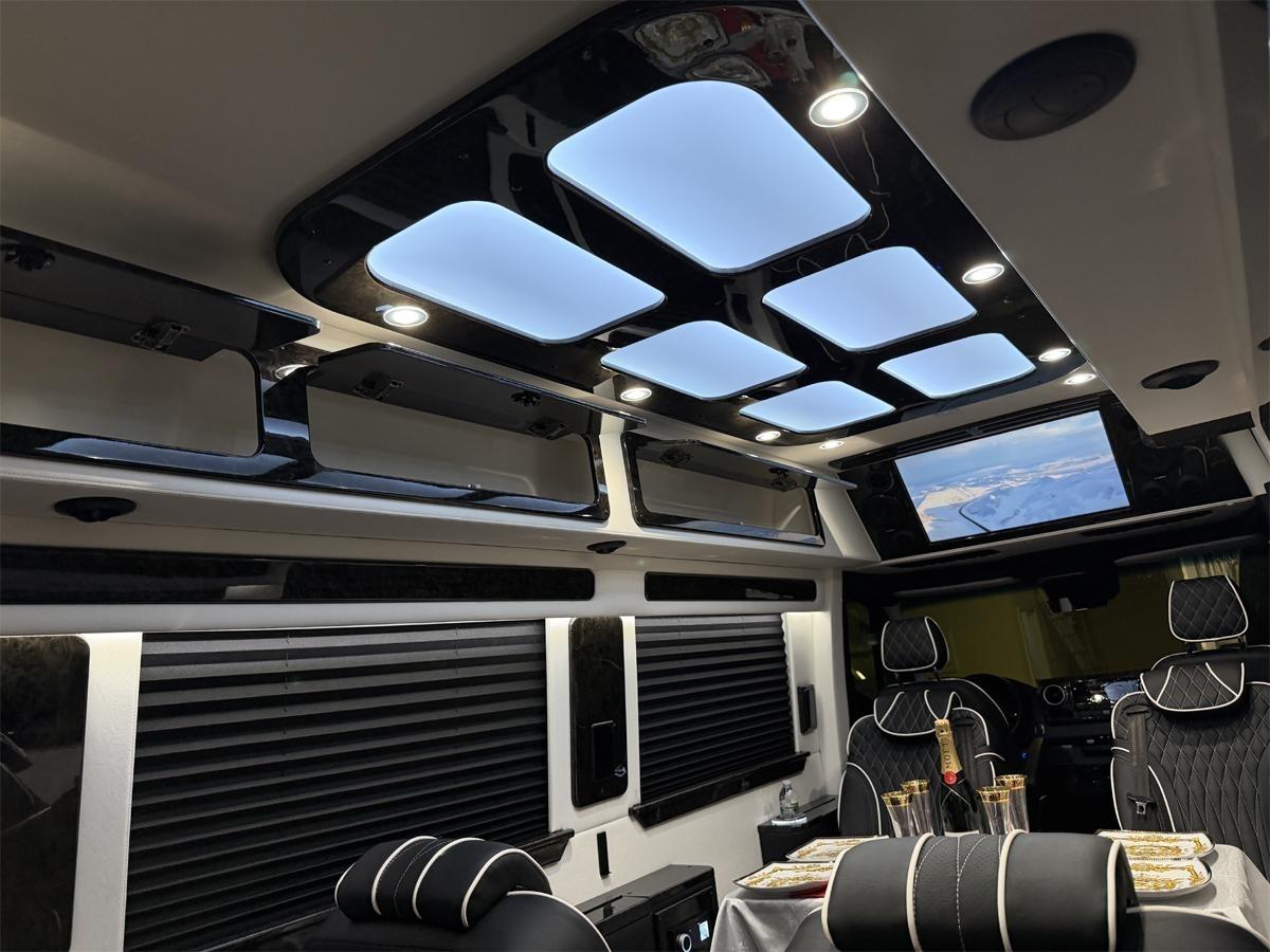 Mercedes-Benz Sprinter 3500 XD 170-in. WB 2024