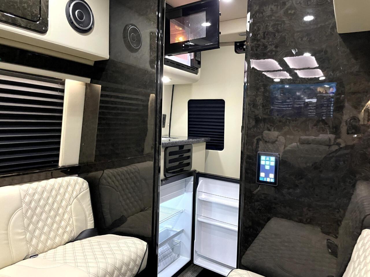 Mercedes-Benz Sprinter 3500 XD 170-in. WB 2024