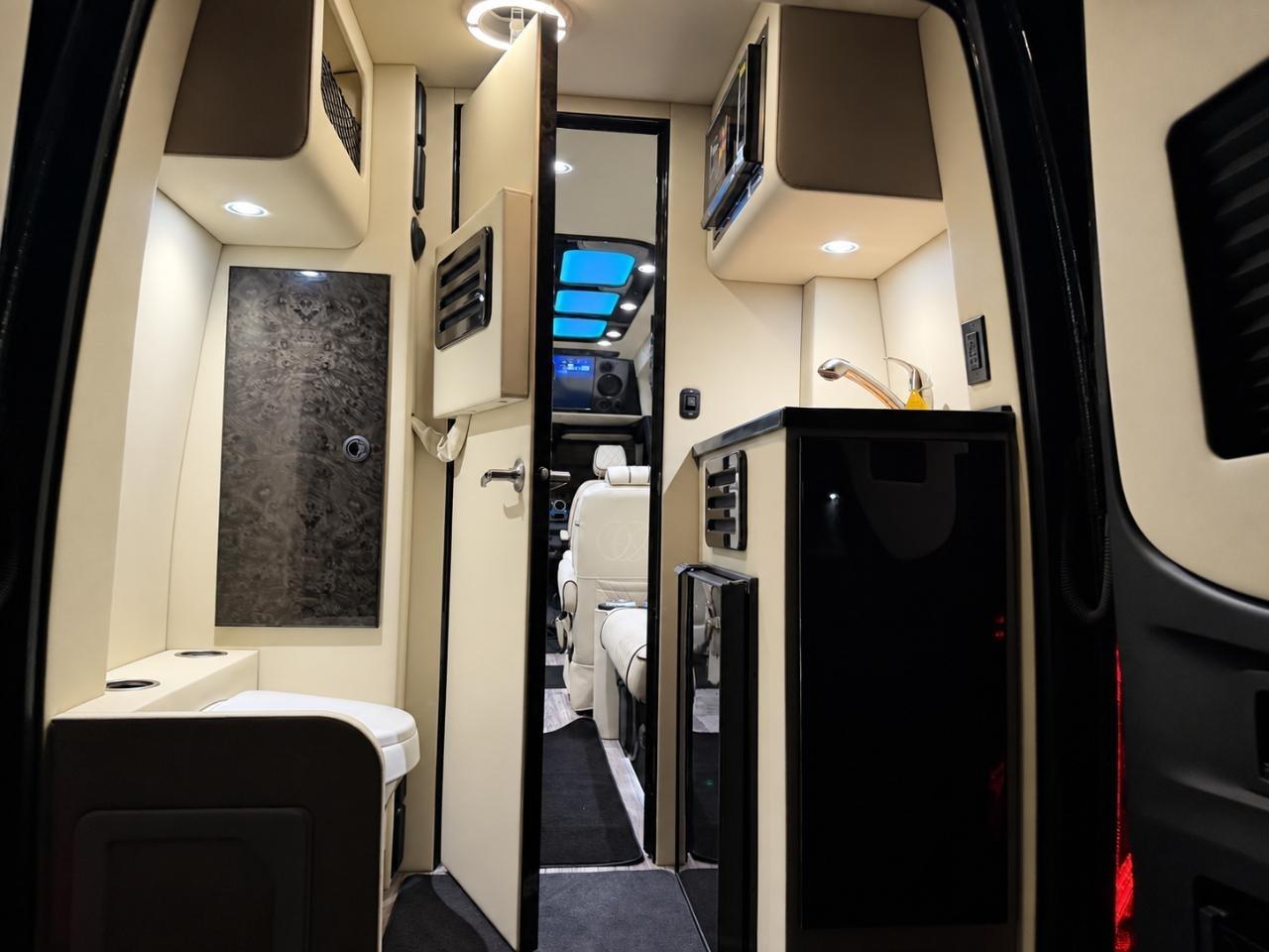 Mercedes-Benz Sprinter 3500 XD 170-in. WB 2024
