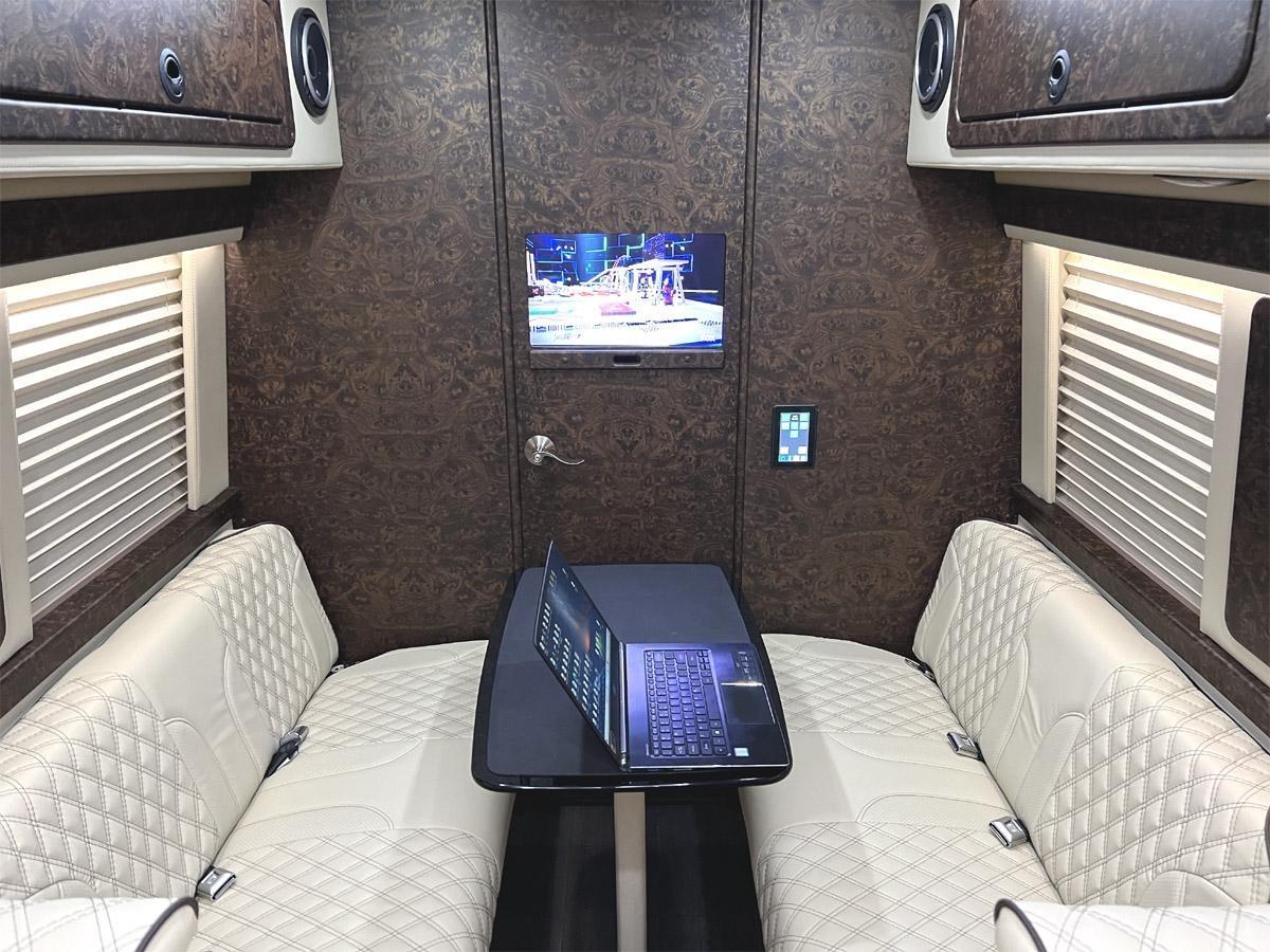 Mercedes-Benz Sprinter 3500 XD 170-in. WB 2024