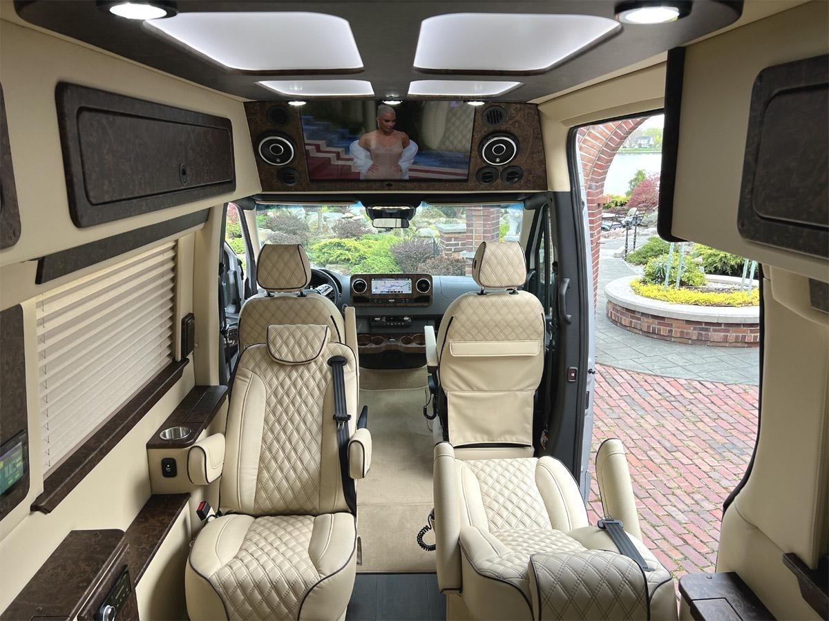 Mercedes-Benz Sprinter 3500 XD 170-in. WB 2024
