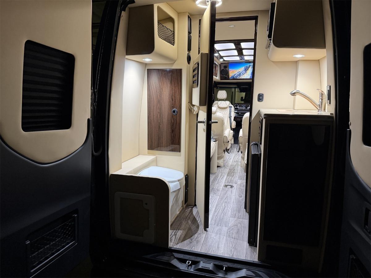 Mercedes-Benz Sprinter 3500 XD 170-in. WB 2024