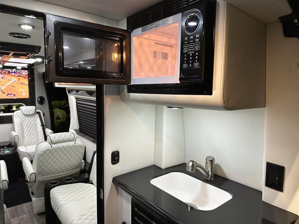 Mercedes-Benz Sprinter 3500 XD 170-in. WB 2024