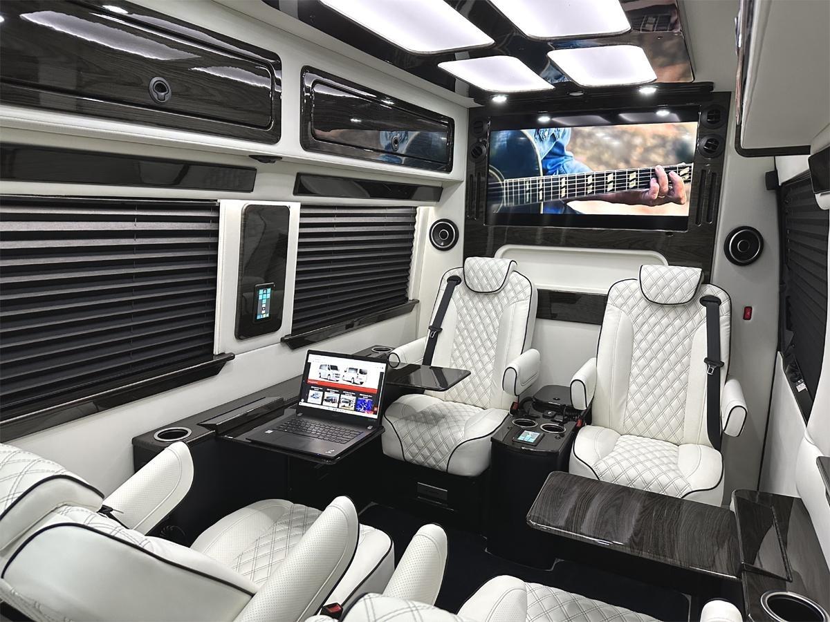 Mercedes-Benz Sprinter 3500 XD 170-in. WB 2024