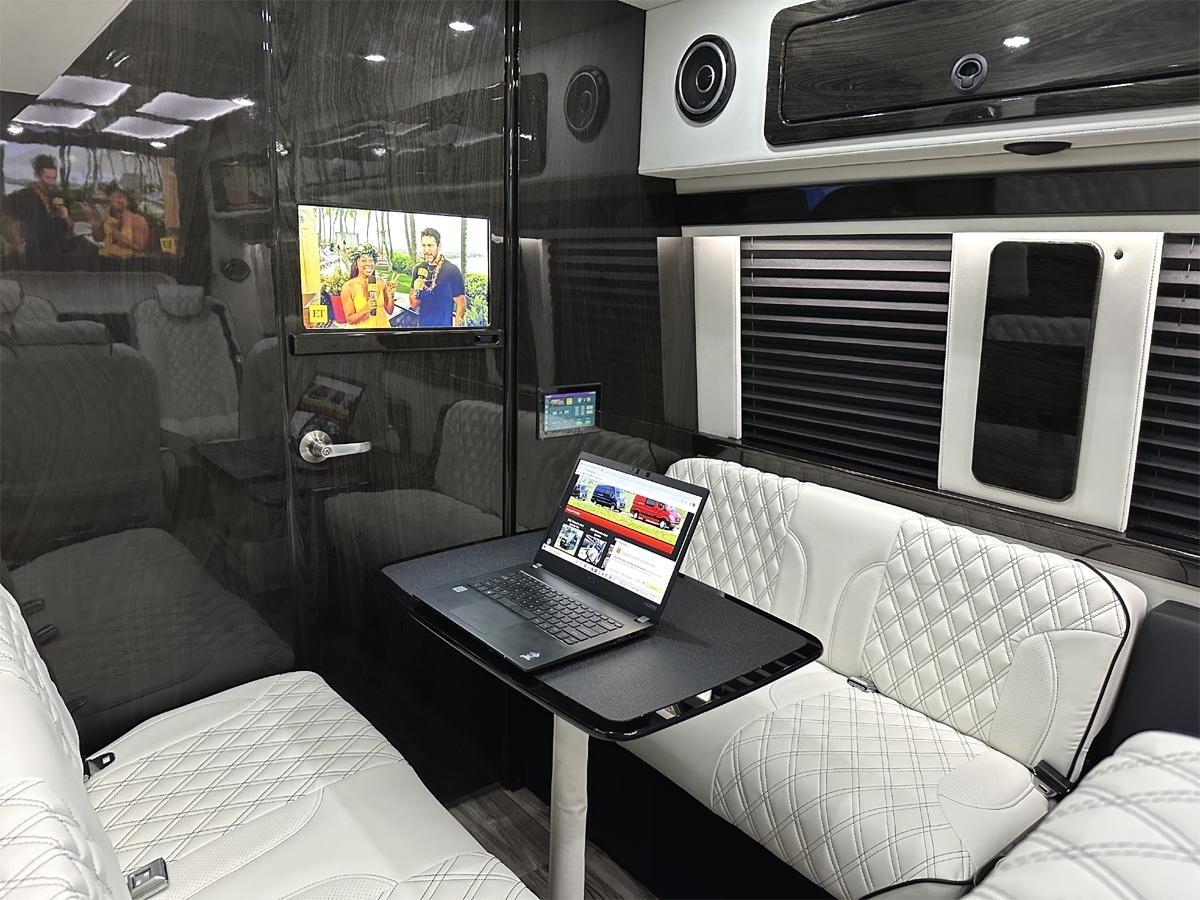 Mercedes-Benz Sprinter 3500 XD 170-in. WB 2024