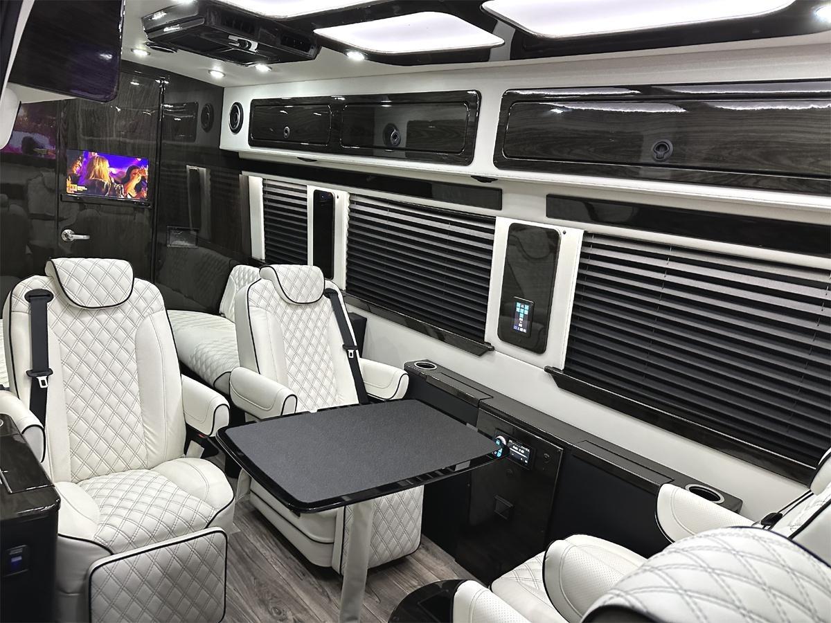 Mercedes-Benz Sprinter 3500 XD 170-in. WB 2024