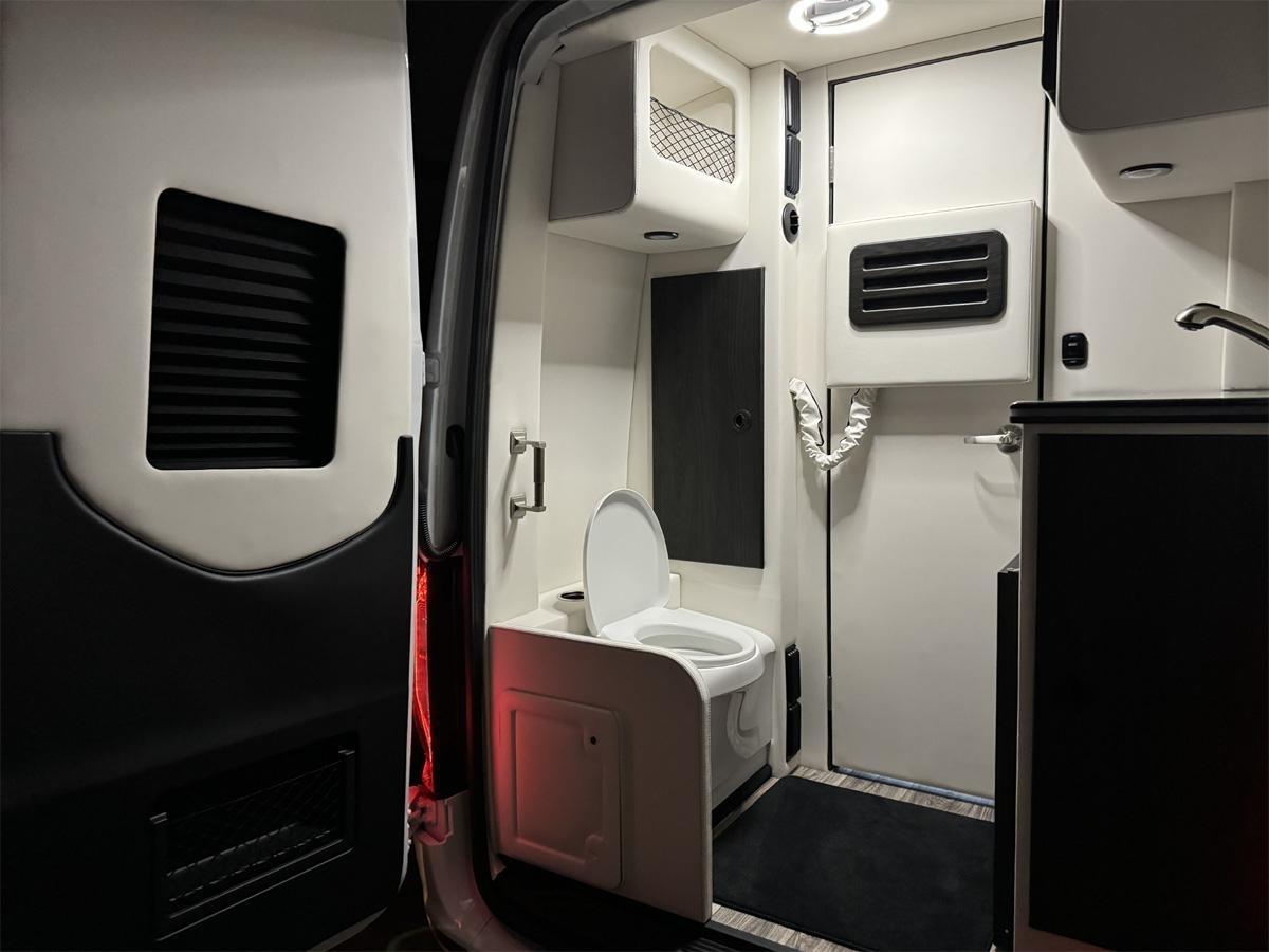 Mercedes-Benz Sprinter 3500 XD 170-in. WB 2024