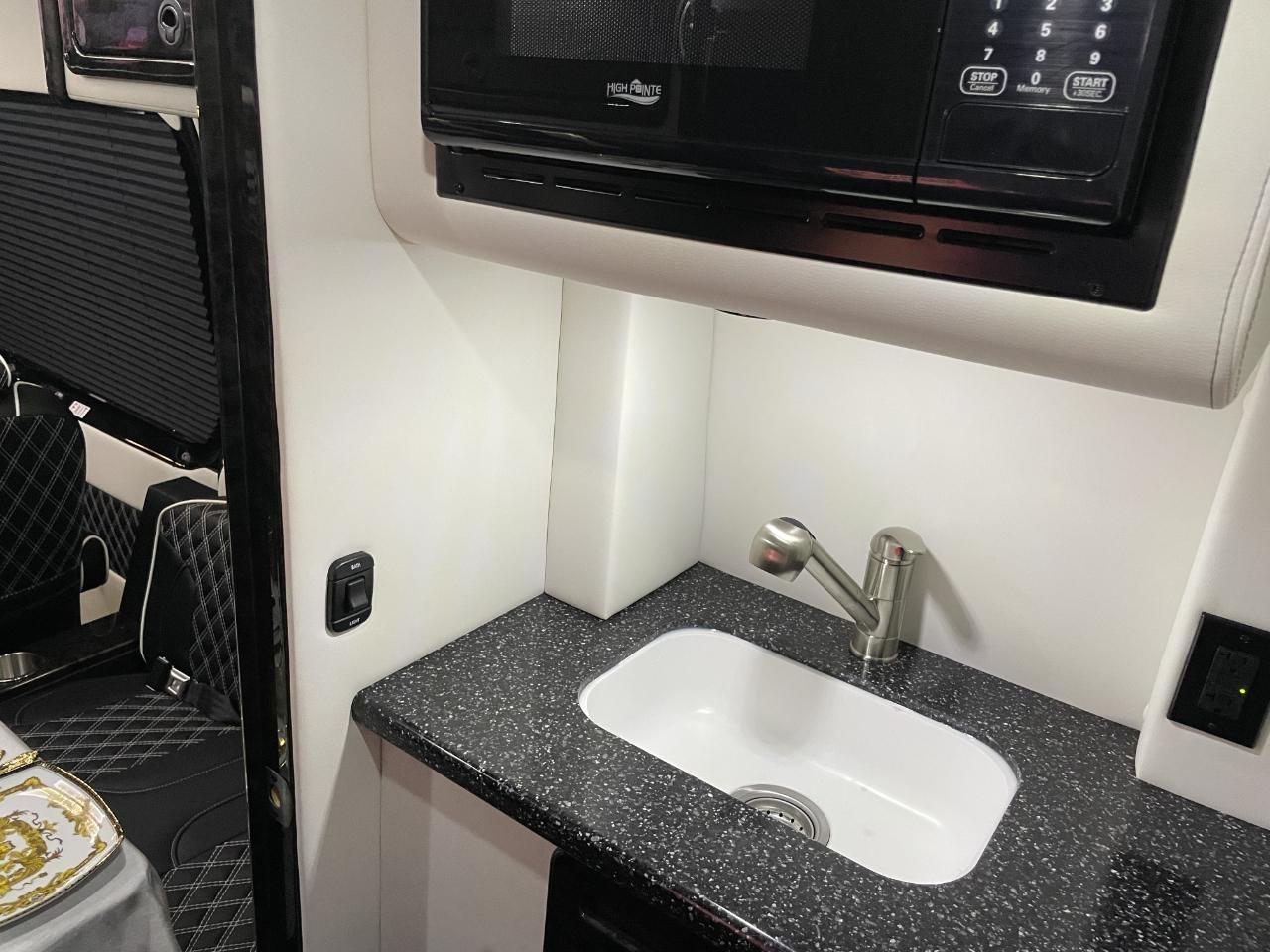 Mercedes-Benz Sprinter 3500 XD 170-in. WB 2024