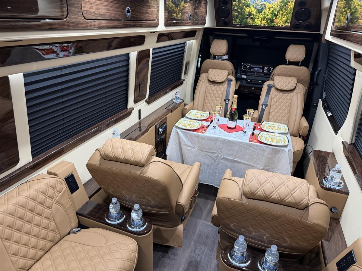 Mercedes-Benz Sprinter 3500 XD 170-in. WB 2024